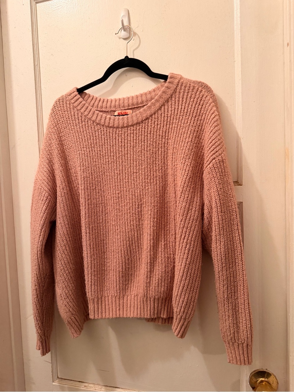 EVRI Dusty Pink Ribbed Crewneck Sweater